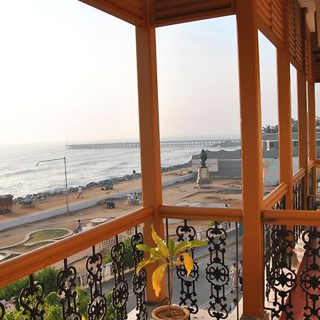 Cours Chabrol Hotel Пондичери Екстериор снимка