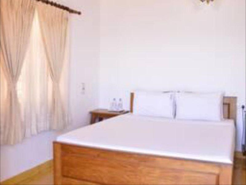Cours Chabrol Hotel Пондичери Екстериор снимка